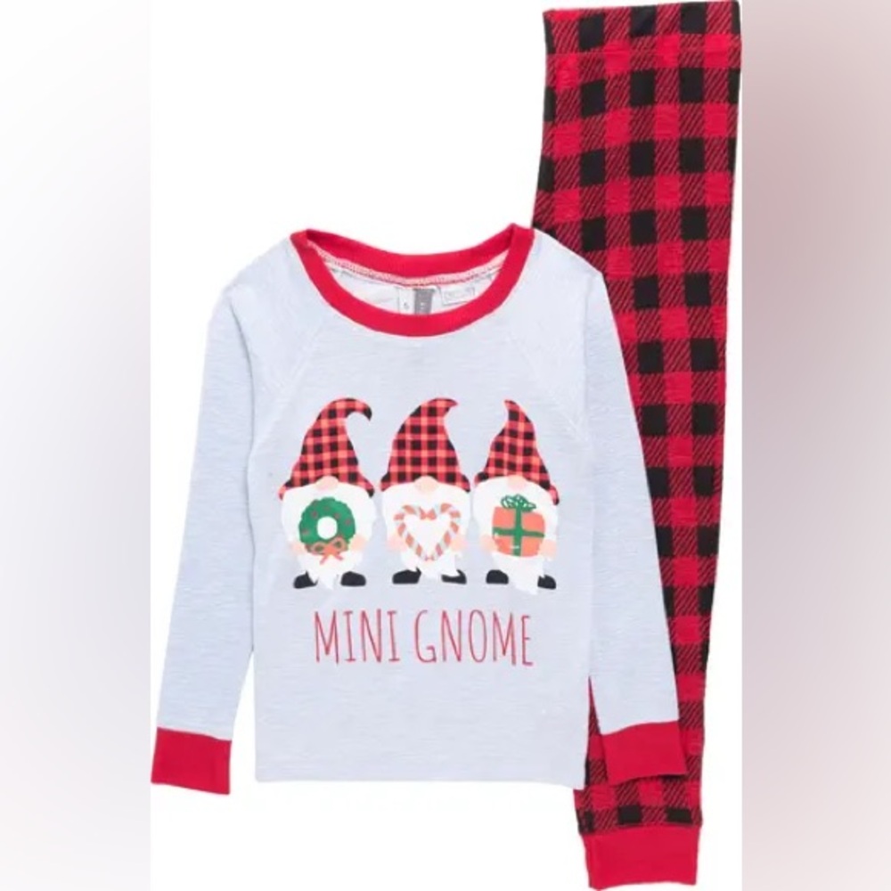 NWOT JACLYN Mini Gnome Print Pajamas Size 6